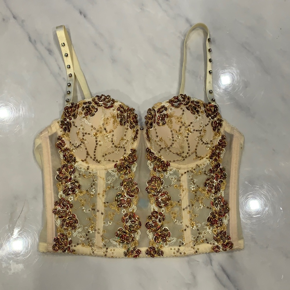 Stunning Marciano Bustier 32B